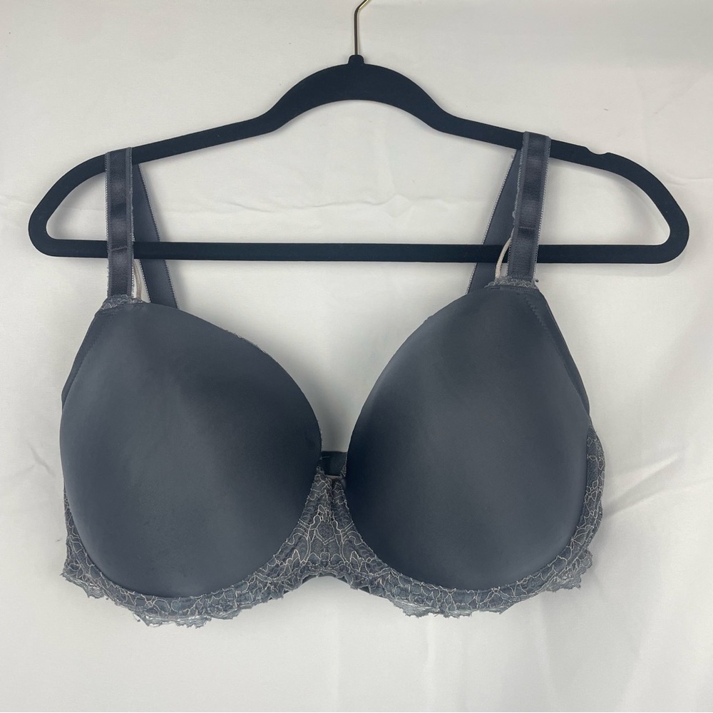 Victoria's Secret Gray Lace-Trim T-Shirt Bra